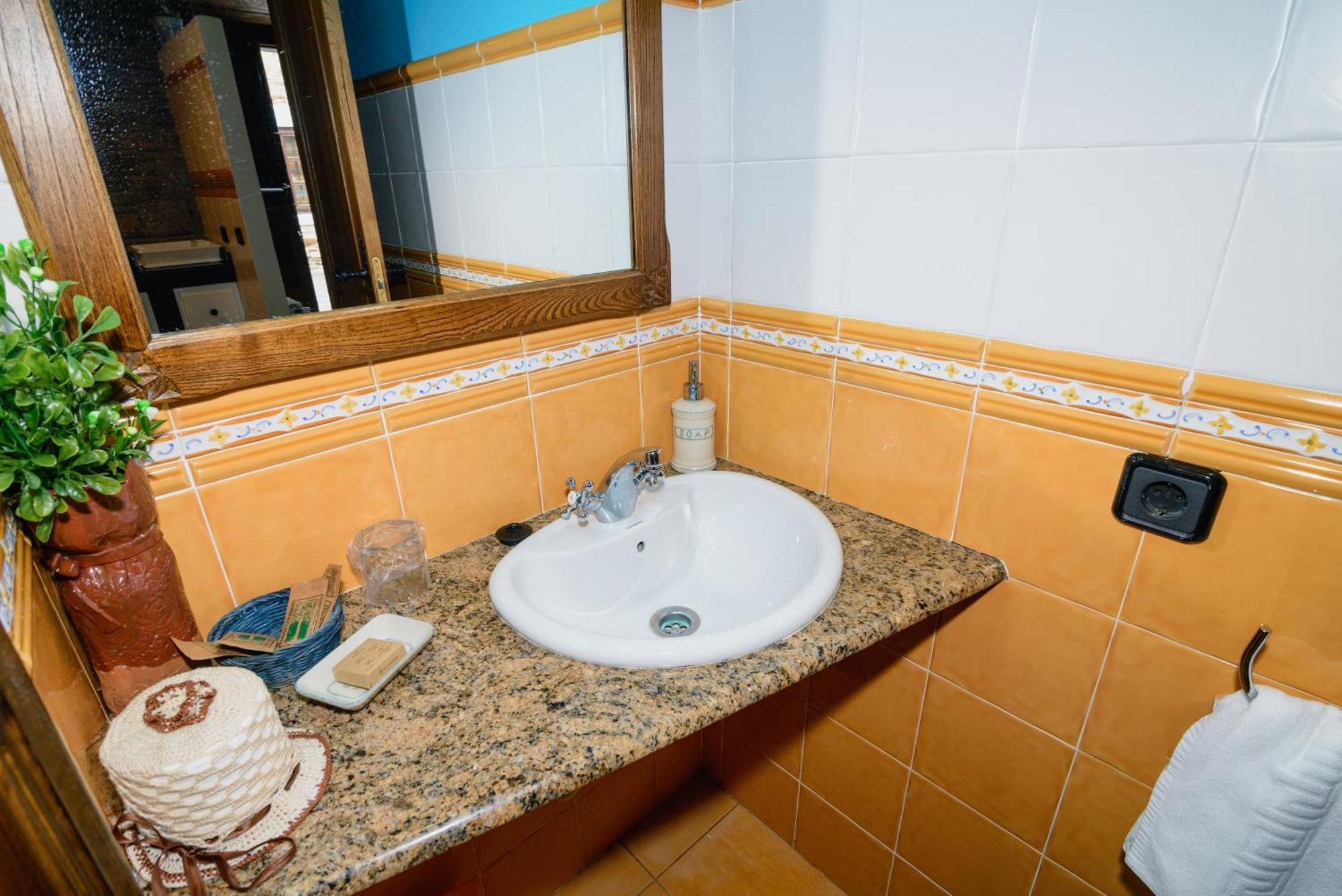 A Casoa II Apartment ซานตาเอวลาเลีย เด โอสโกส ภายนอก รูปภาพ