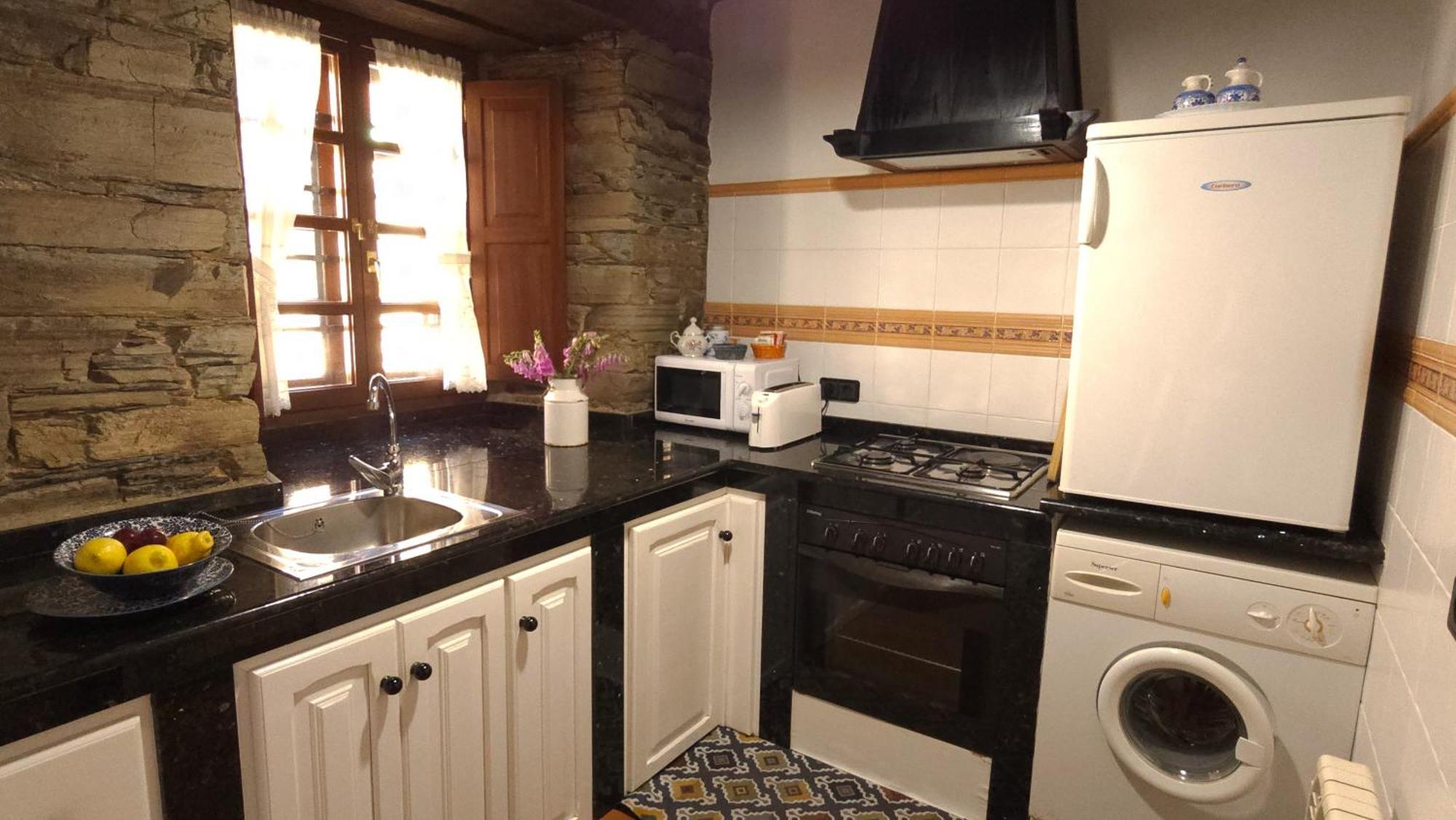 A Casoa II Apartment ซานตาเอวลาเลีย เด โอสโกส ภายนอก รูปภาพ